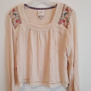 Knox Rose Boho Peasant Style Embroidered Top Medium
